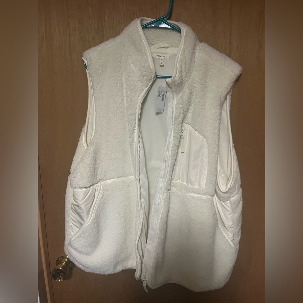 Maurices Ivory Fleece Vest